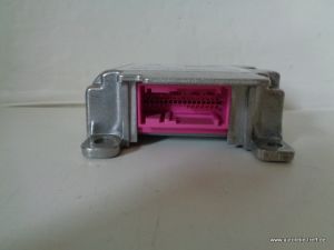 Neues Airbagsteuerger�t Opel Omega B 09229035