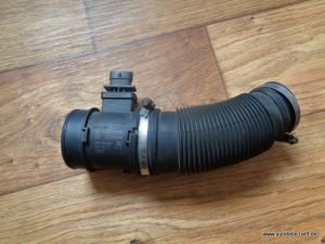 Luftmassenmesser mit Schlauch Saab 93 9-3 1,9 TiD 110 KW